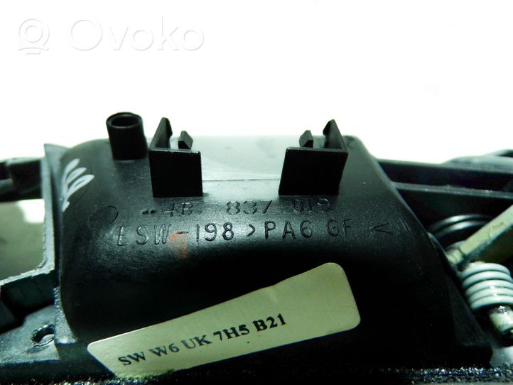 Audi A6 S6 C5 4B Rankenėlė atidarymo vidinė 4B0837019