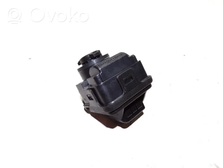 Audi A3 S3 8P Motorino di regolazione assetto fari 8L0941295