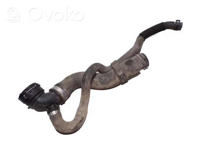 Volkswagen Touareg II Durite de refroidissement tube 7P6122101E