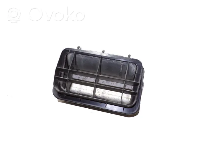 Volkswagen Transporter - Caravelle T4 Quarter panel pressure vent 357819465