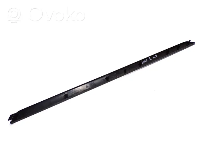 Volkswagen Golf V Moulure/baguette de porte avant 1K4867439