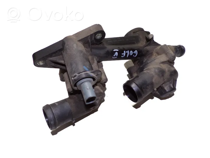 Volkswagen Golf V Thermostat 03C121026S