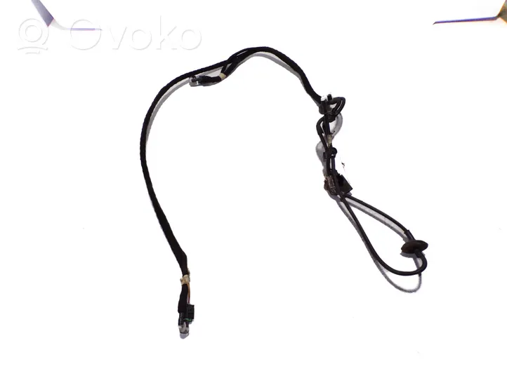 Volkswagen Touareg II Tubo flessibile per liquido lavavetri del parabrezza 7P6971204C