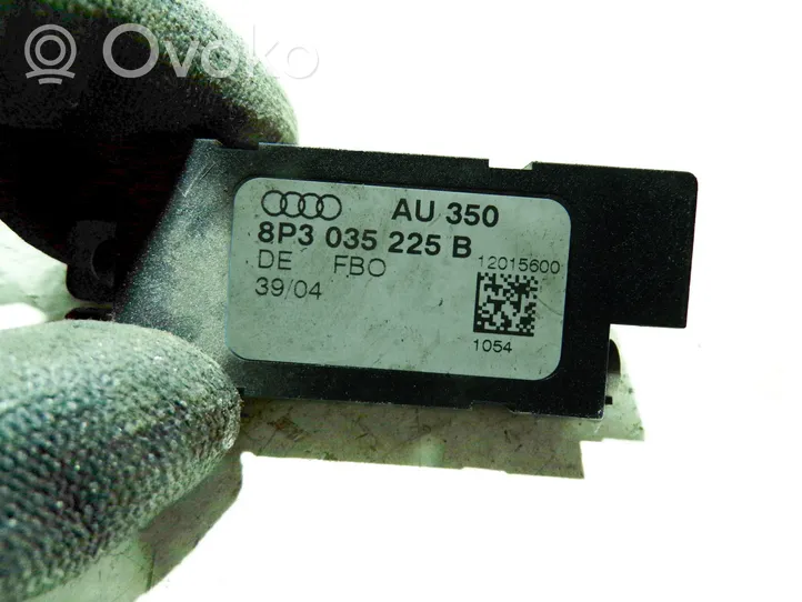 Audi A3 S3 8P Antenas pastiprinātājs 8P3035225B