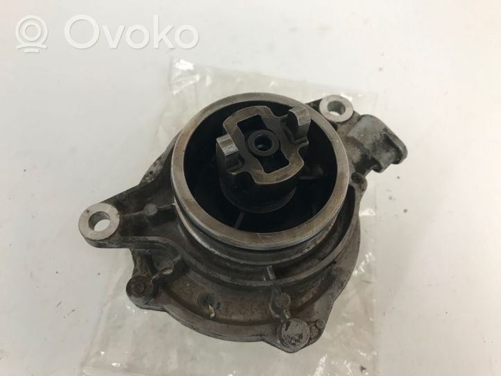 BMW X5 E70 Siurblys vakuumo 7791232