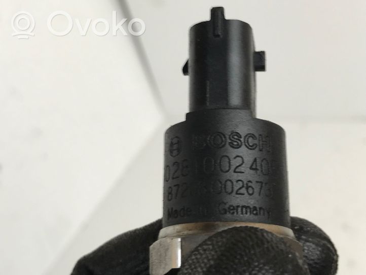 BMW 5 E39 Sensore di pressione del carburante 0281002405