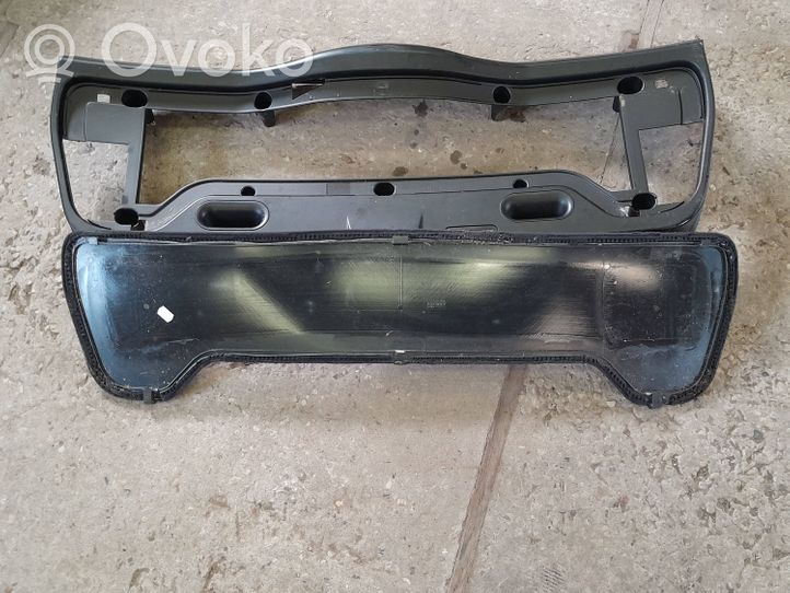 BMW 3 E46 Tailgate/boot cover trim set 8218783