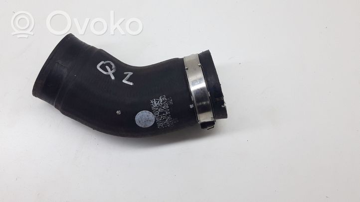 Audi Q2 - Tube d'admission de tuyau de refroidisseur intermédiaire 04L145828