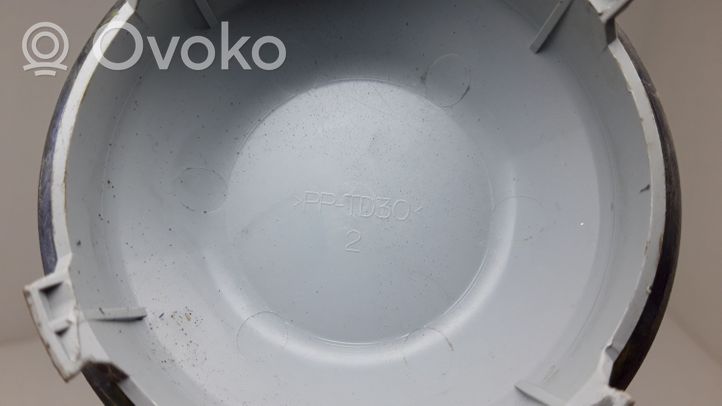 Toyota Avensis T270 Cache-poussière de phare avant TD30