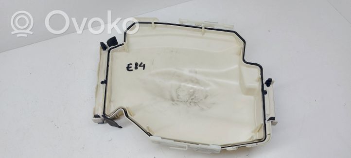 BMW X1 E84 Coperchio scatola dei fusibili 7544575