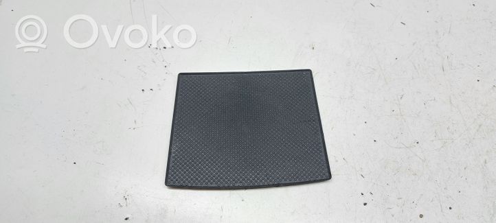 Volkswagen Touareg I Tapis de boîte à gants 7L6864477