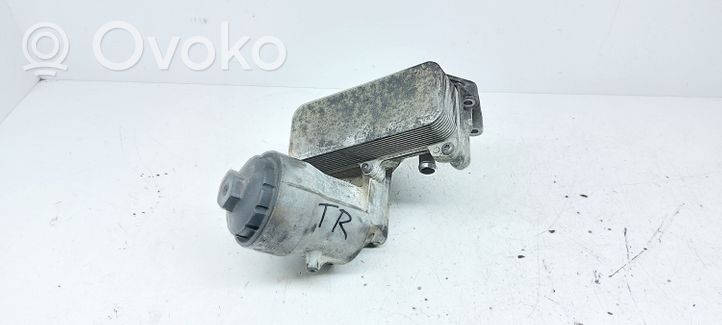 Volkswagen Touareg I Oil filter mounting bracket 070115389