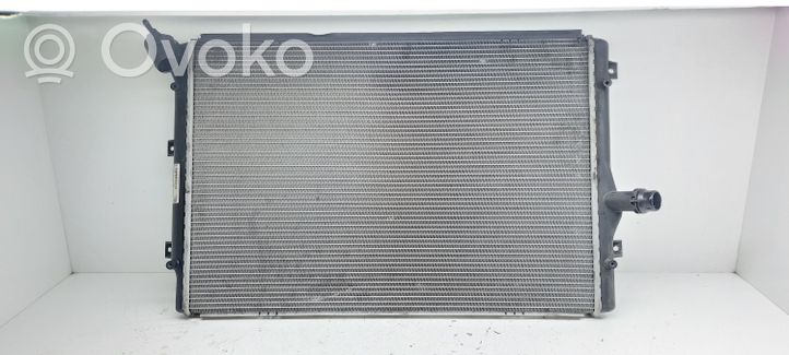 Volkswagen Touran II Coolant radiator 1K0121251