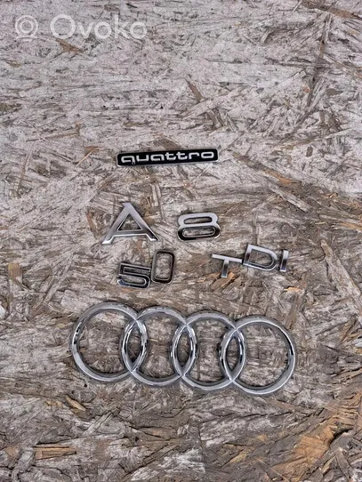 Audi A8 S8 D5 Emblemat / Znaczek tylny / Litery modelu 