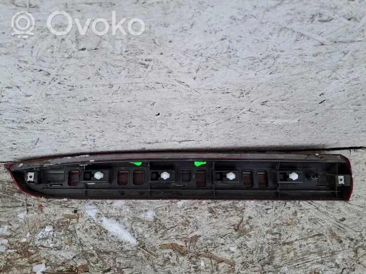 Volkswagen Arteon Takaoven lista (muoto) 3G8853931B