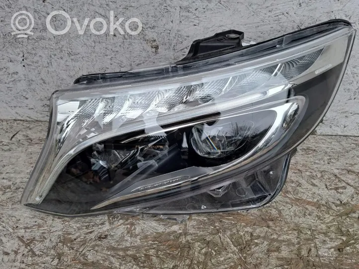 Mercedes-Benz Vito Viano W447 Lampa przednia A4479061401