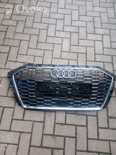 Audi A3 8Y Maskownica / Grill / Atrapa górna chłodnicy 8Y0853651A