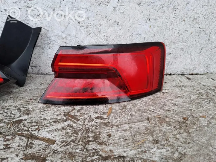 Audi A5 Lampy tylne / Komplet 8W6945091G