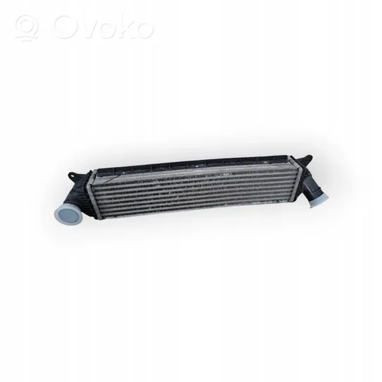 Hyundai i30 Jäähdyttimen lauhdutin (A/C) INTERCOOLER