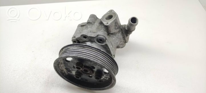 Audi A4 S4 B8 8K Ohjaustehostimen pumppu 8K0145156G