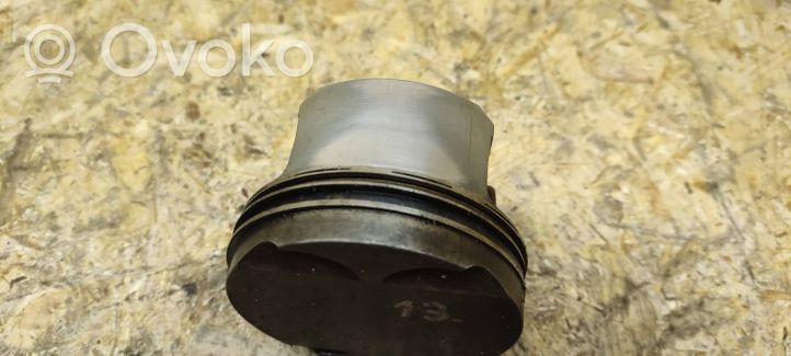 BMW 3 E46 Piston 84L39