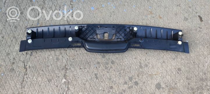 Volvo V50 Bagažinės slenksčio apdaila 09486875