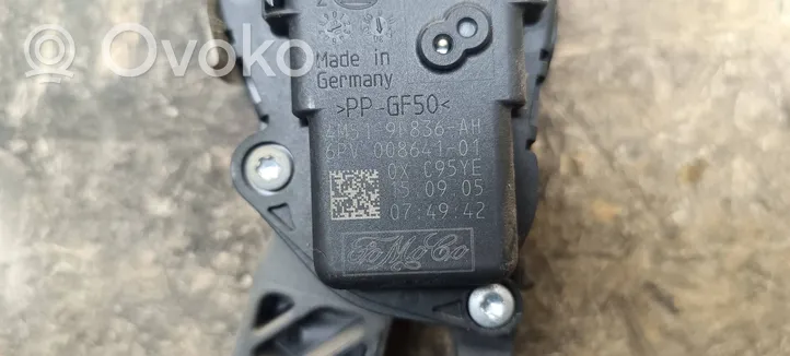 Ford Focus Gaspedal 4M519F836AH