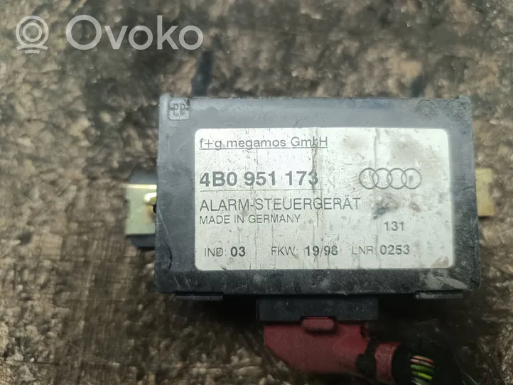 Volkswagen Golf IV Centralina/modulo allarme 4B0951173