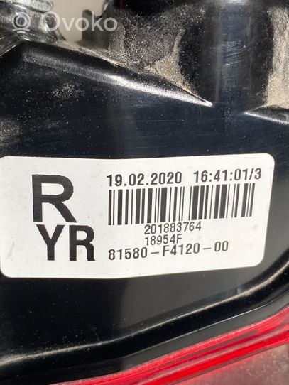 Toyota C-HR Luci posteriori del portellone del bagagliaio 81580F4120