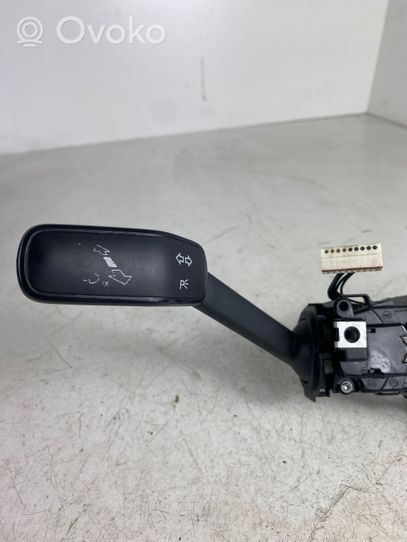 Volkswagen PASSAT B8 Interruptor/palanca de limpiador de luz de giro 5Q0953521AF