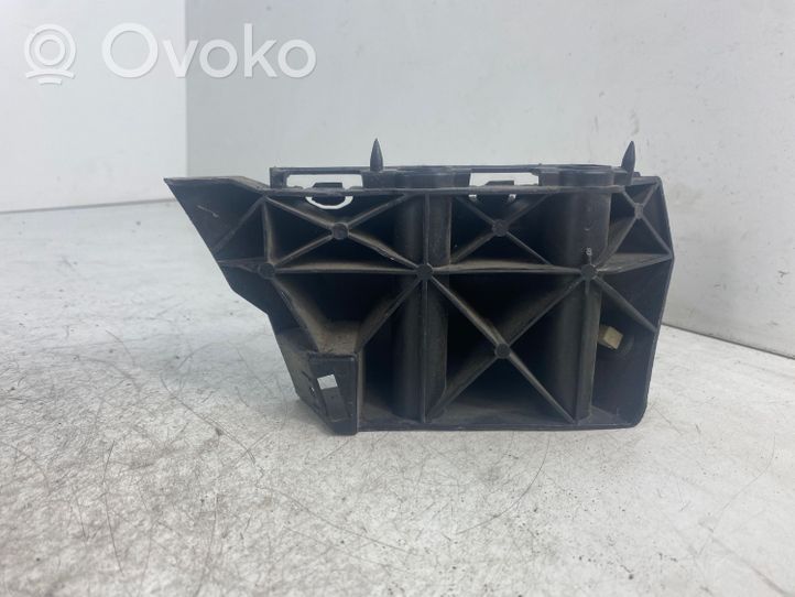 Seat Leon (5F) Etupuskurin kannake 5F0807049