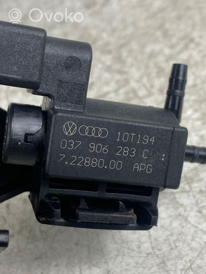Audi A4 S4 B8 8K Variklio aušinimo vamzdelis (-ai)/ žarna (-os) 06H121132H