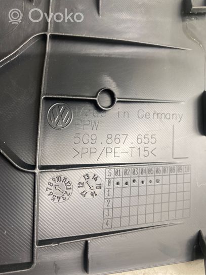 Volkswagen Golf VII Poszycie / Tapicerka tylnej klapy bagażnika 5G9867655