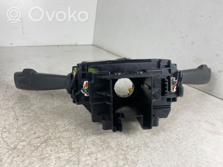 Volvo V60 Manetka / Przełącznik kierunkowskazów wycieraczek 31264165