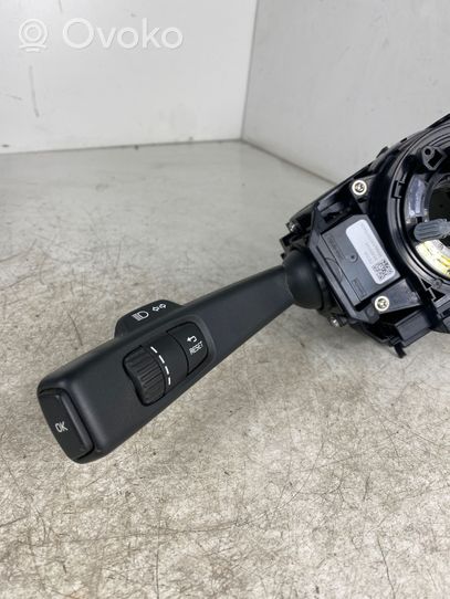 Volvo V40 Leva/interruttore dell’indicatore di direzione e tergicristallo 31456030