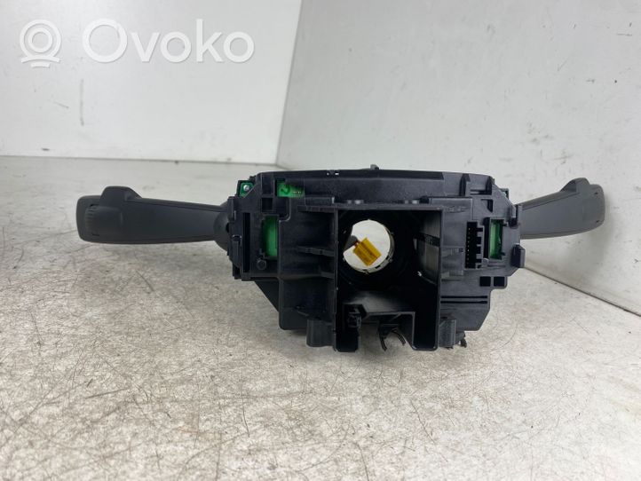 Volvo V40 Leva/interruttore dell’indicatore di direzione e tergicristallo 31456030