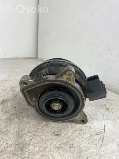 Volkswagen Tiguan Water pump 