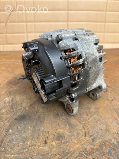 Volkswagen Tiguan Generatore/alternatore 03L903023B