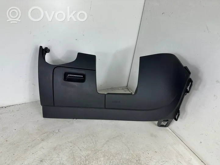 Volkswagen Golf Sportsvan Element deski rozdzielczej / dół 517858011