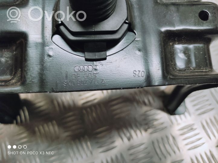 Audi A4 S4 B8 8K Держатель аккумулятора 8K0802715