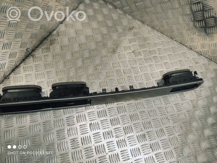 Volvo S80 Panneau de garniture tableau de bord 30715143