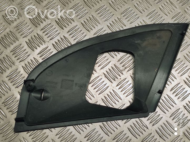 BMW 7 F01 F02 F03 F04 Rivestimento della modanatura della chiusura del vano motore/cofano 10627110