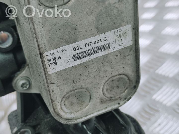 Volkswagen Polo V 6R Tepalo filtro laikiklis/ aušintuvas 04B115389B