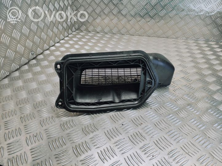 Audi A6 C7 Oro paėmimo kanalo detalė (-ės) 4G1819904A