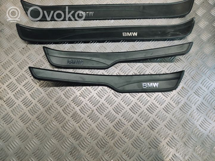 BMW 3 E90 E91 Garniture, jupe latérale/bas de caisse avant 7060285