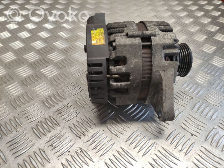 Hyundai ix35 Generatore/alternatore 373002A850