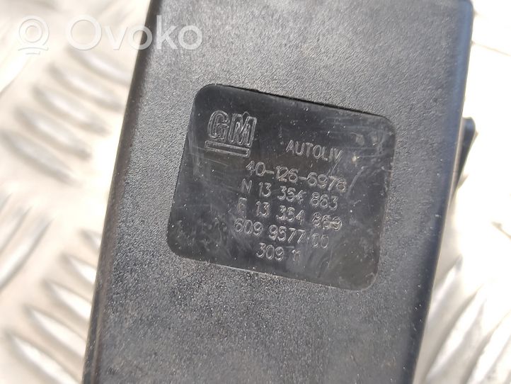 Opel Astra J Keskipaikan turvavyön solki (takaistuin) 13354863