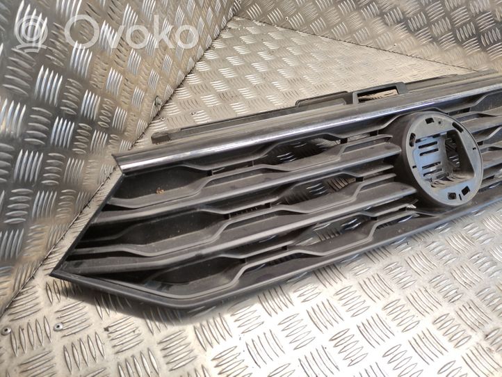 Volkswagen T-Roc Maskownica / Grill / Atrapa górna chłodnicy 2GA853651E