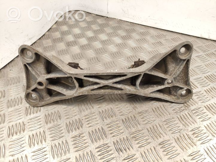 BMW 1 F20 F21 Supporto di montaggio scatola del cambio 6796807