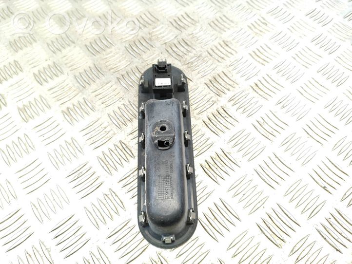 Mini Clubman F54 Ramka przycisku otwierania szyby drzwi tylnych 51427363003